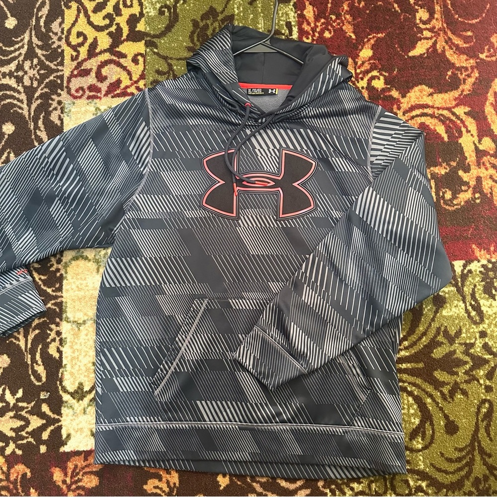 Under Armour Hoodie